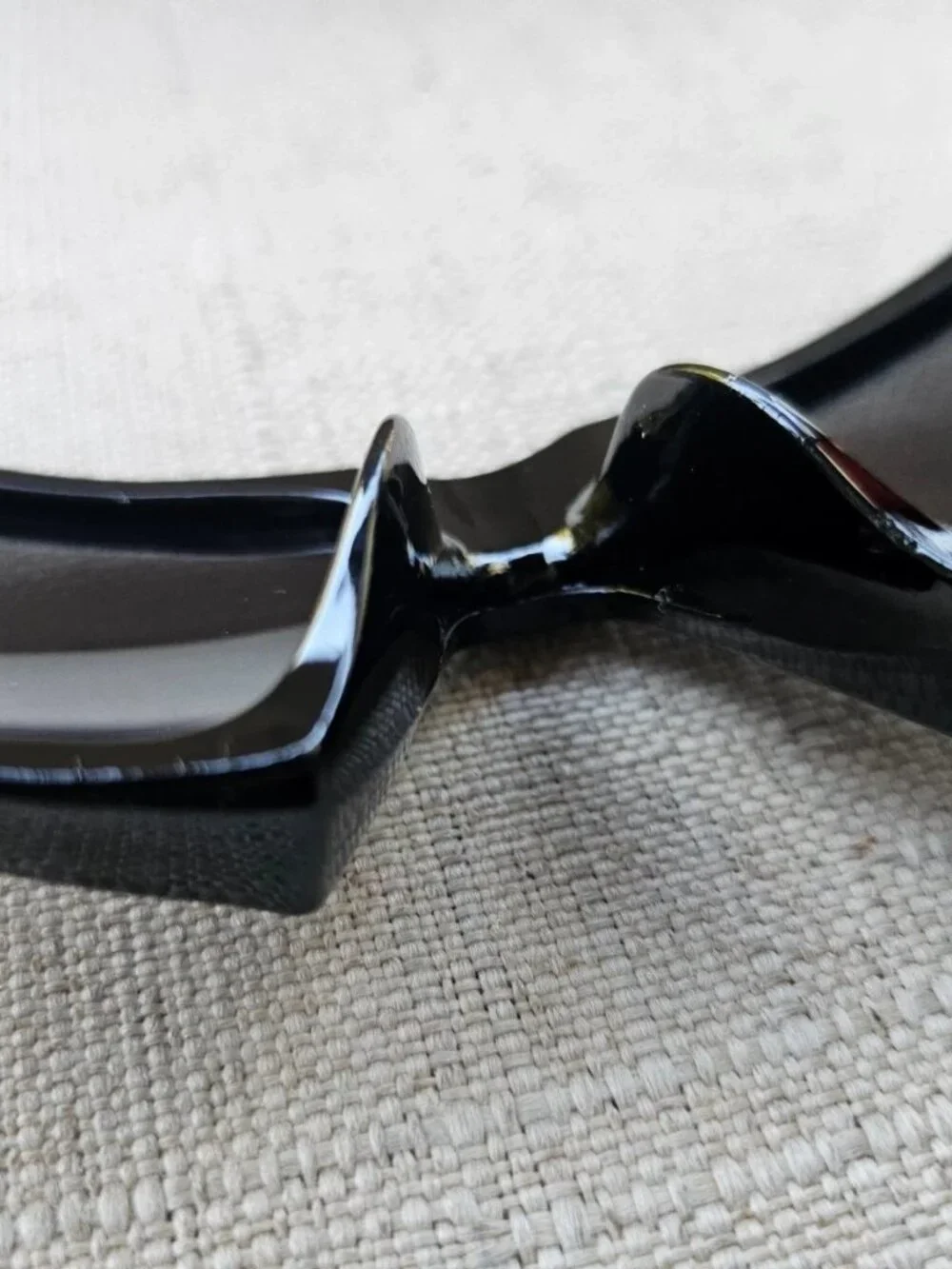 Men Sunglasses Sport Wrap Style Black/Red Plastic Frame Eyewear Shades New
